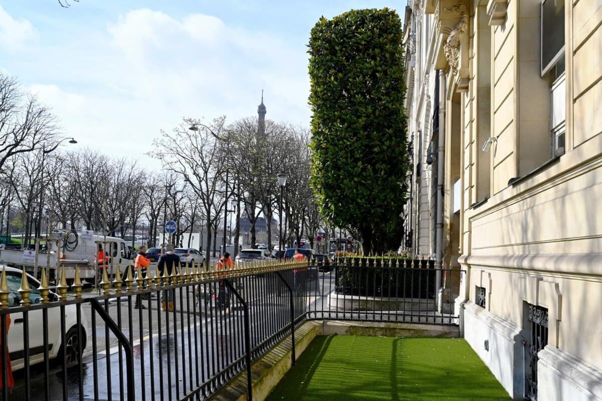 Appartamento Elegant Studio Avenue Montaigne Parigi
